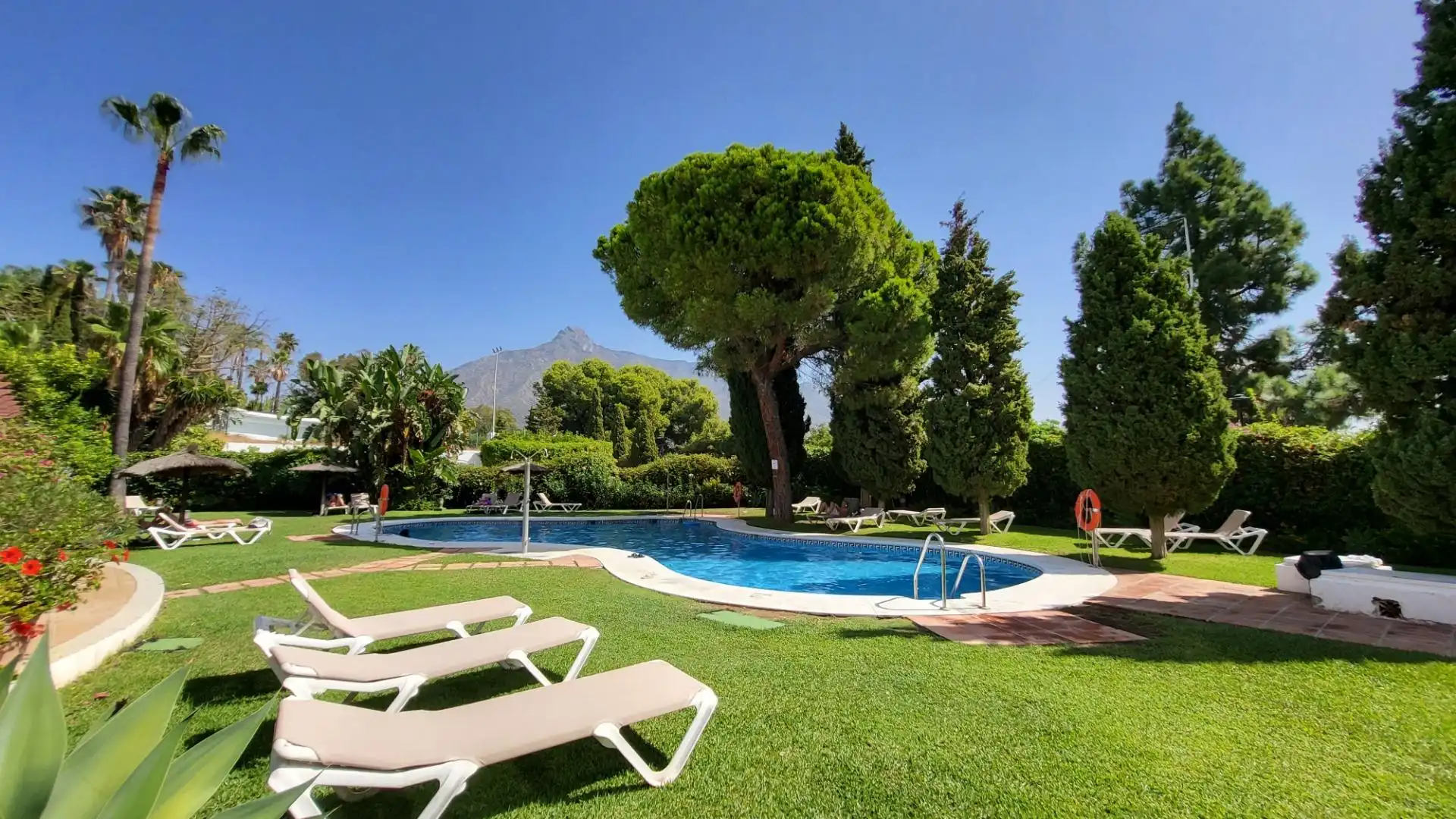 Apartamento con piscina en venta en Milla de Oro, imagen 36