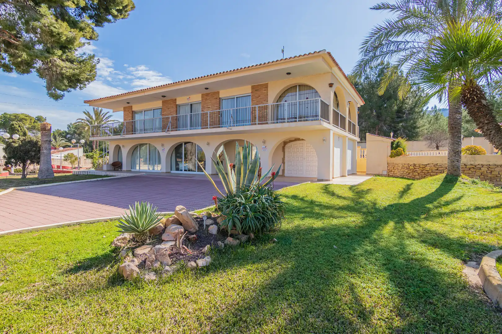 Chalet con terraza en venta en L'Albir