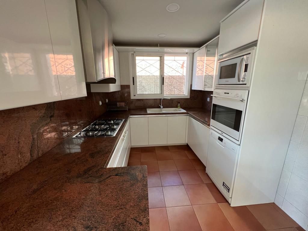 Kitchen of Country house to rent in Castelldefels  with Air Conditioner, Heating and Parquet flooring