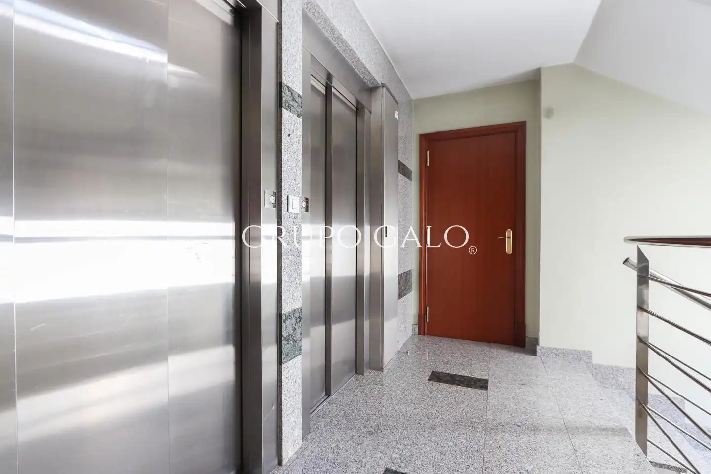 Ático en venta en Vigo  con Calefacción, Parquet y Trastero