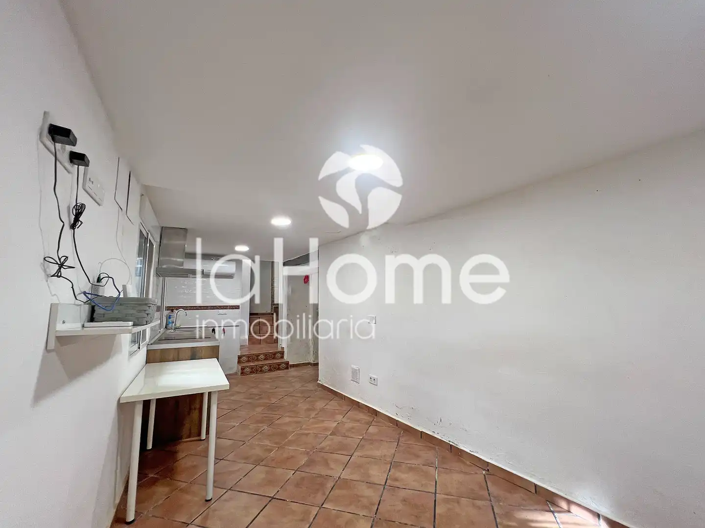 Casa adosada en venta en Paterna con Aire acondicionado, Terraza y Horno