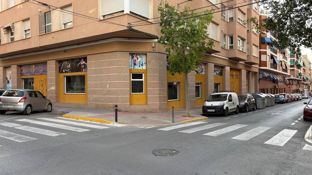 Local comercial en Venta en El Toscar