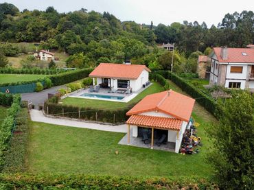 Casa con piscina en venta en SOTO