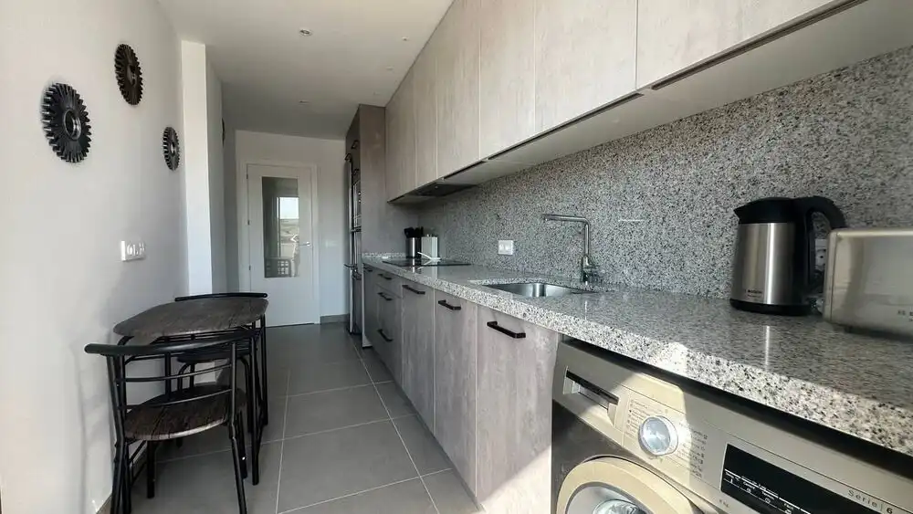 Küche von Wohnungen zur Miete in Estepona mit Klimaanlage, Terrasse und Abstellraum