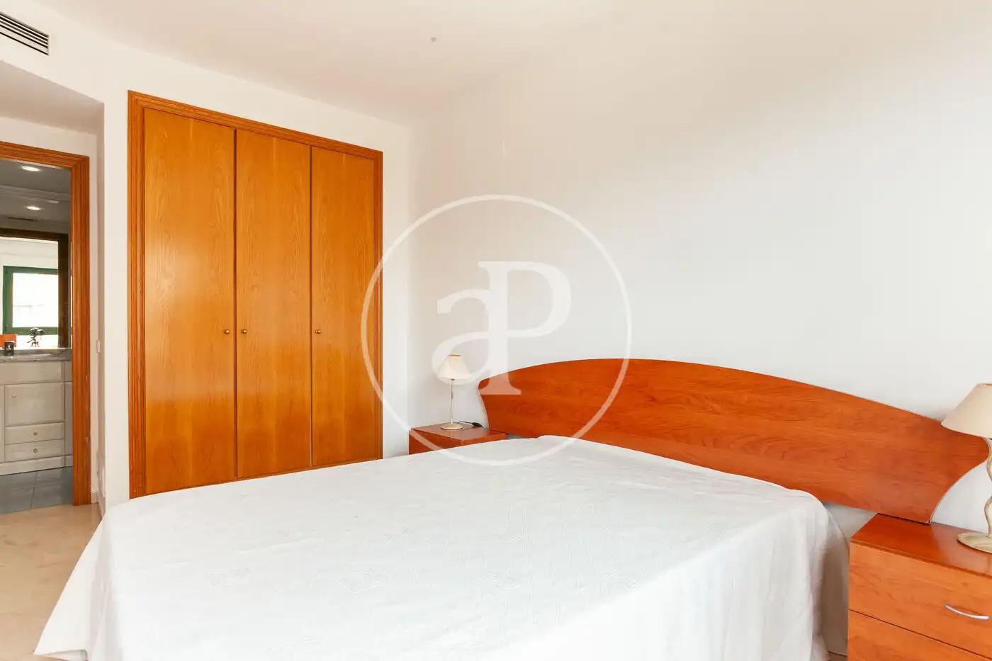 Habitación de Piso en venta en Valencia con Aire acondicionado, Calefacción y Terraza