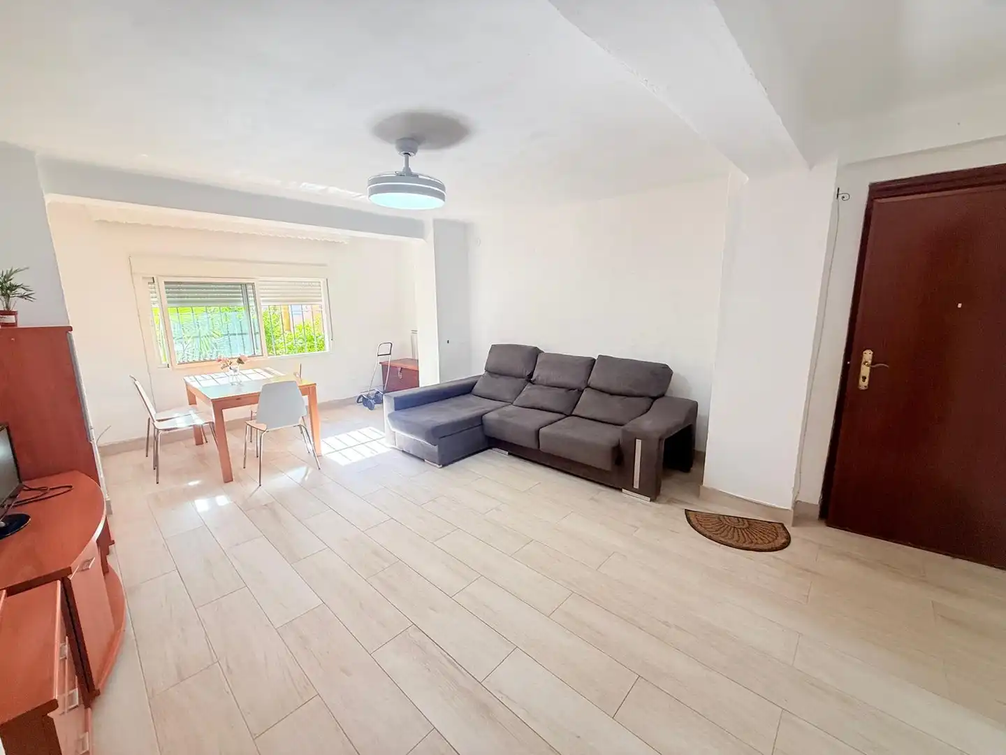 Außenansicht von Wohnung zur Miete in Málaga mit Möbliert, Ofen und Waschmaschine