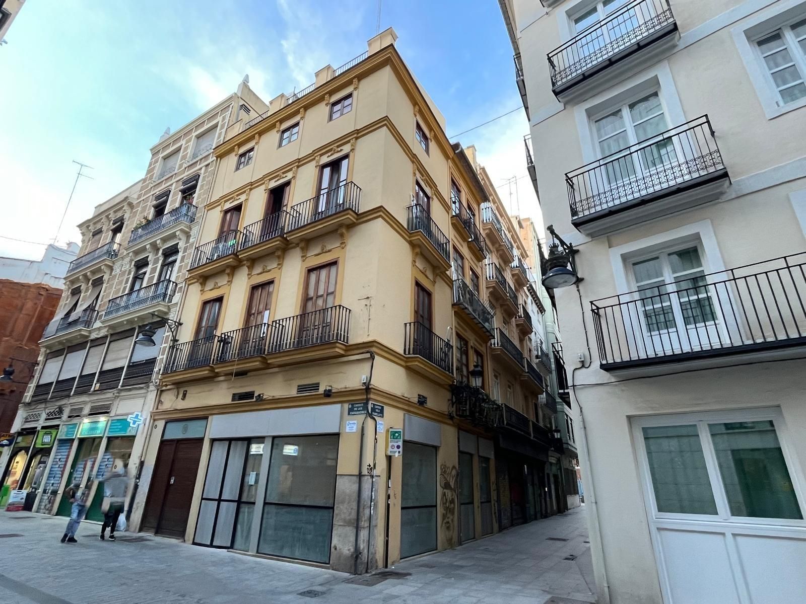 Exterior view of Flat for sale in  Valencia Capital  with Balcony