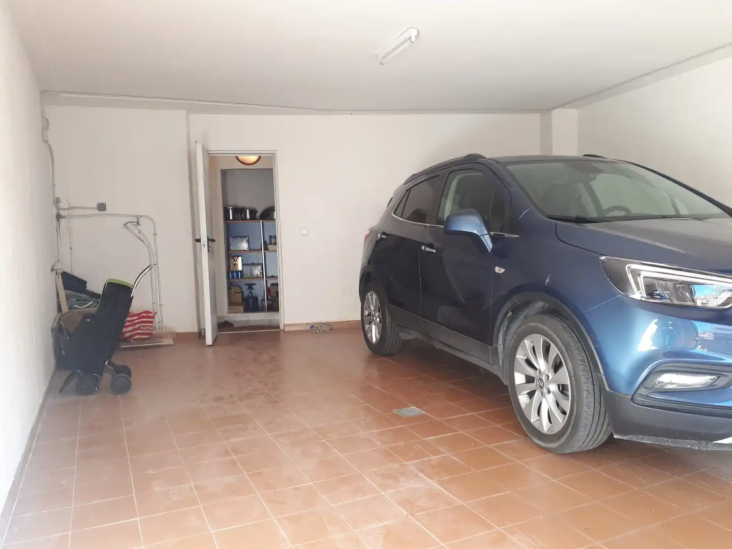 Aparcament de Casa o xalet en venda en Jaén amb Aire condicionat, Calefacció i Terrassa