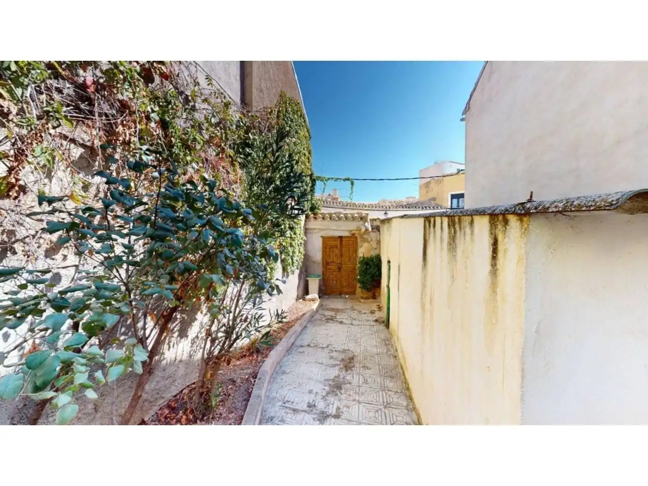 Vista exterior de Casa o xalet en venda en Caravaca de la Cruz amb Aire condicionat, Jardí privat i Terrassa
