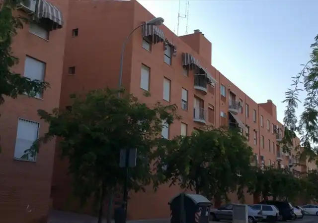 Exterior view of Garage for sale in Granada