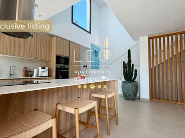 Villa con balcone in vendita a Calle Brusel-les
