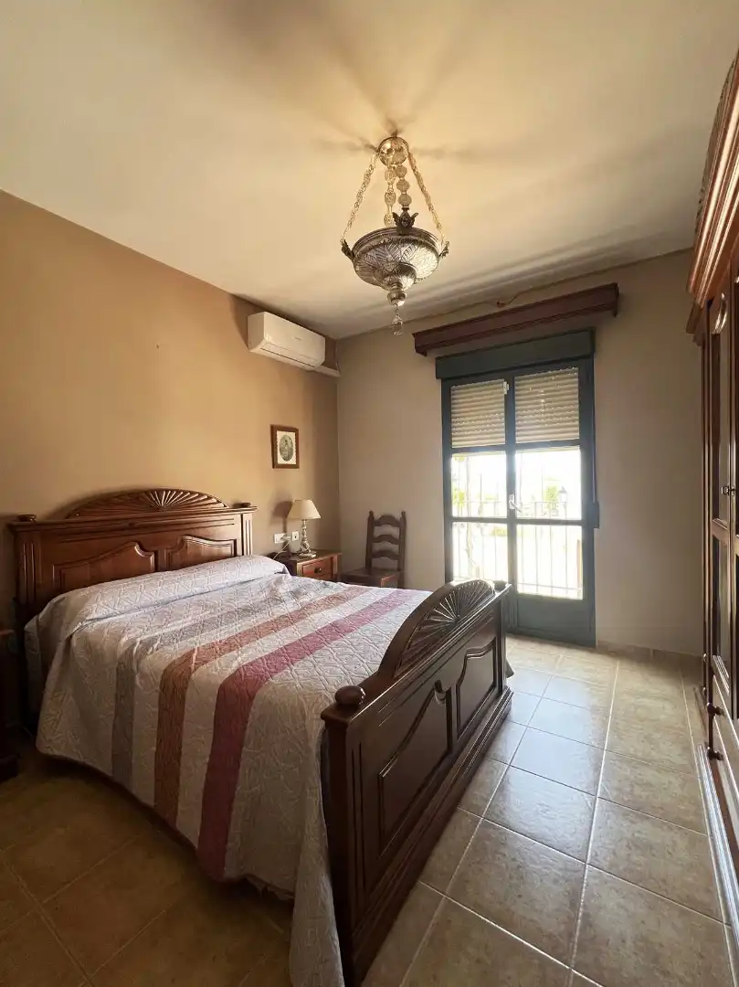 Habitación de Casa o chalet en venta en Aguadulce (Sevilla) con Trastero y Piscina