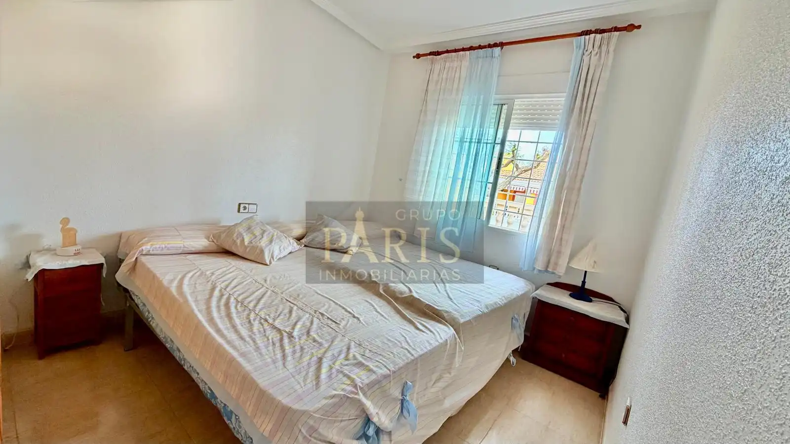 Dormitori de Casa o xalet en venda en Cartagena amb Aire condicionat i Piscina comunitària