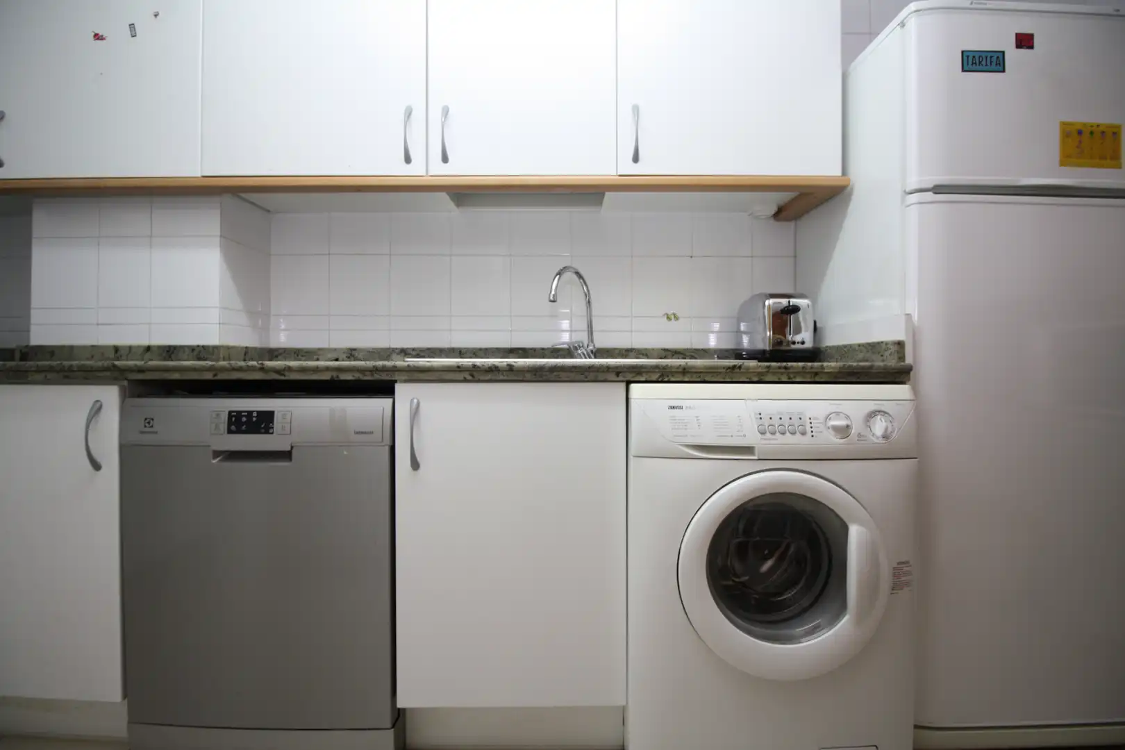 Kitchen of Flat for rent in Valladolid  with Heating, Parquet flooring and Furnished