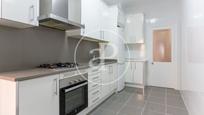 Kitchen of Flat to rent in  Madrid Capital  with Air Conditioner, Heating and Terrace