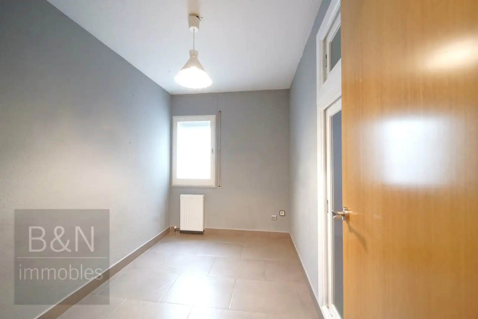 Bedroom of Flat for sale in Terrassa  with Air Conditioner, Heating and Balcony