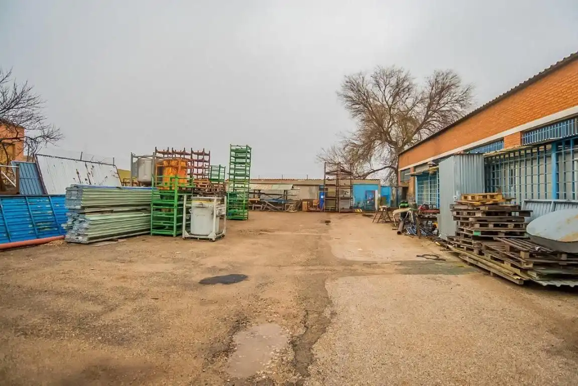 Nave industrial en venta en Camarma de Esteruelas