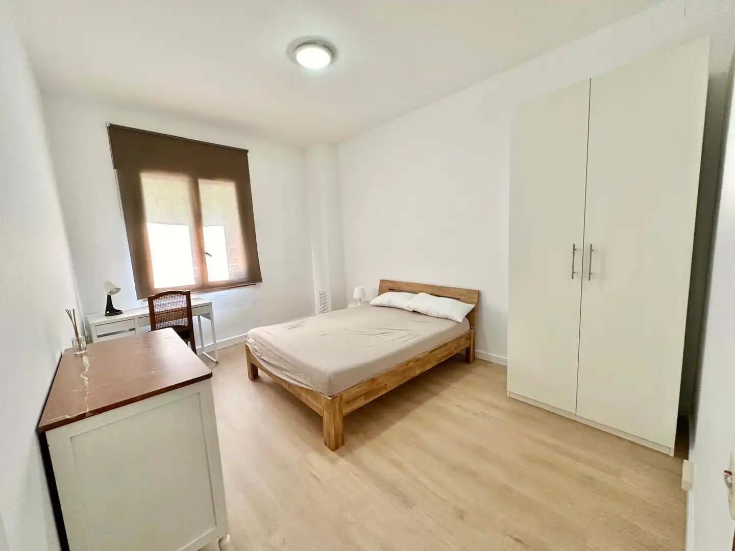 Schlafzimmer von Wohnung zur untervermieten in L'Hospitalet de Llobregat mit Klimaanlage, Heizung und Terrasse