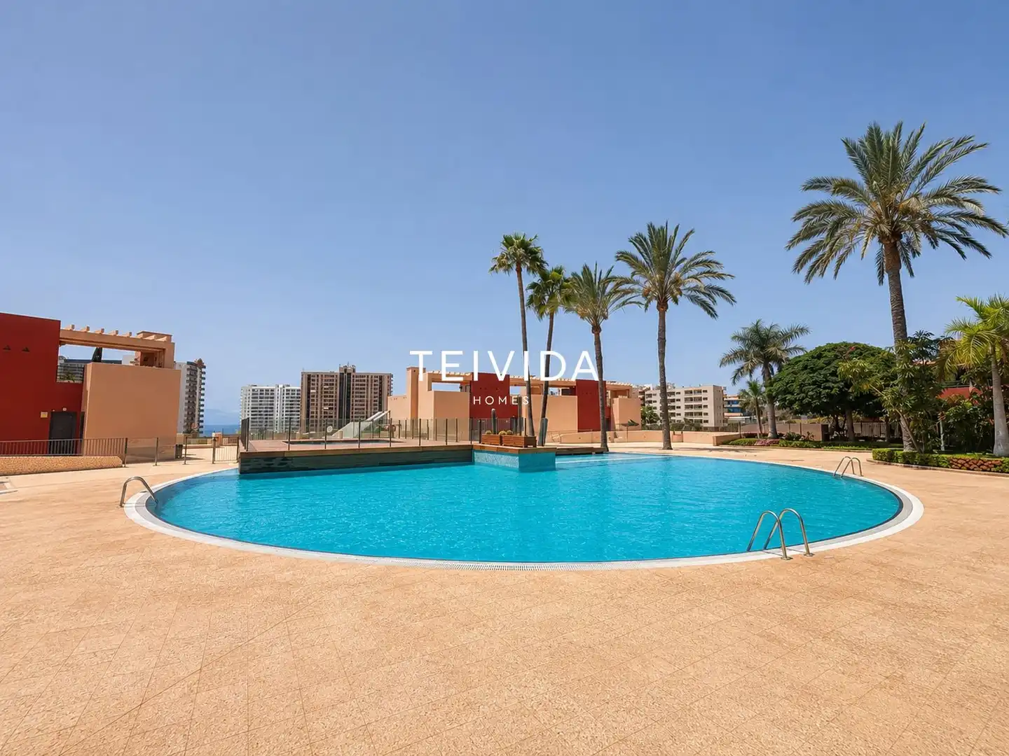 Piso con piscina en alquiler en Avenida Adeje 300, imagen 2