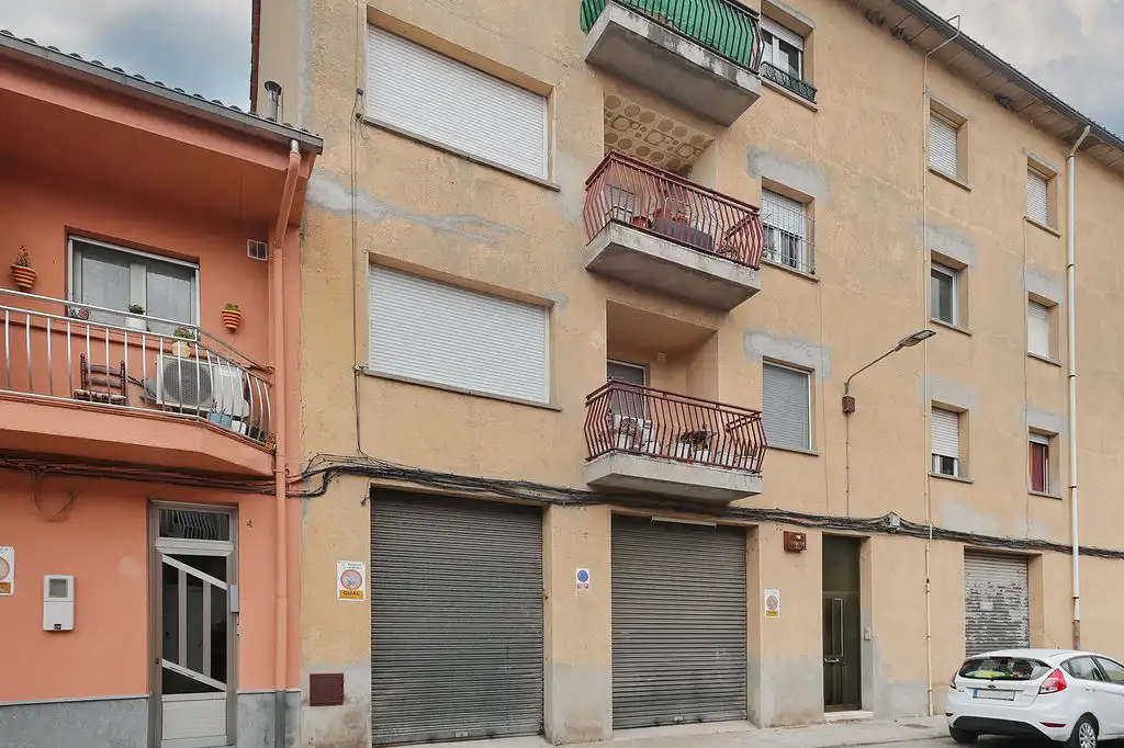 Vista exterior de Pis en venda en Manlleu