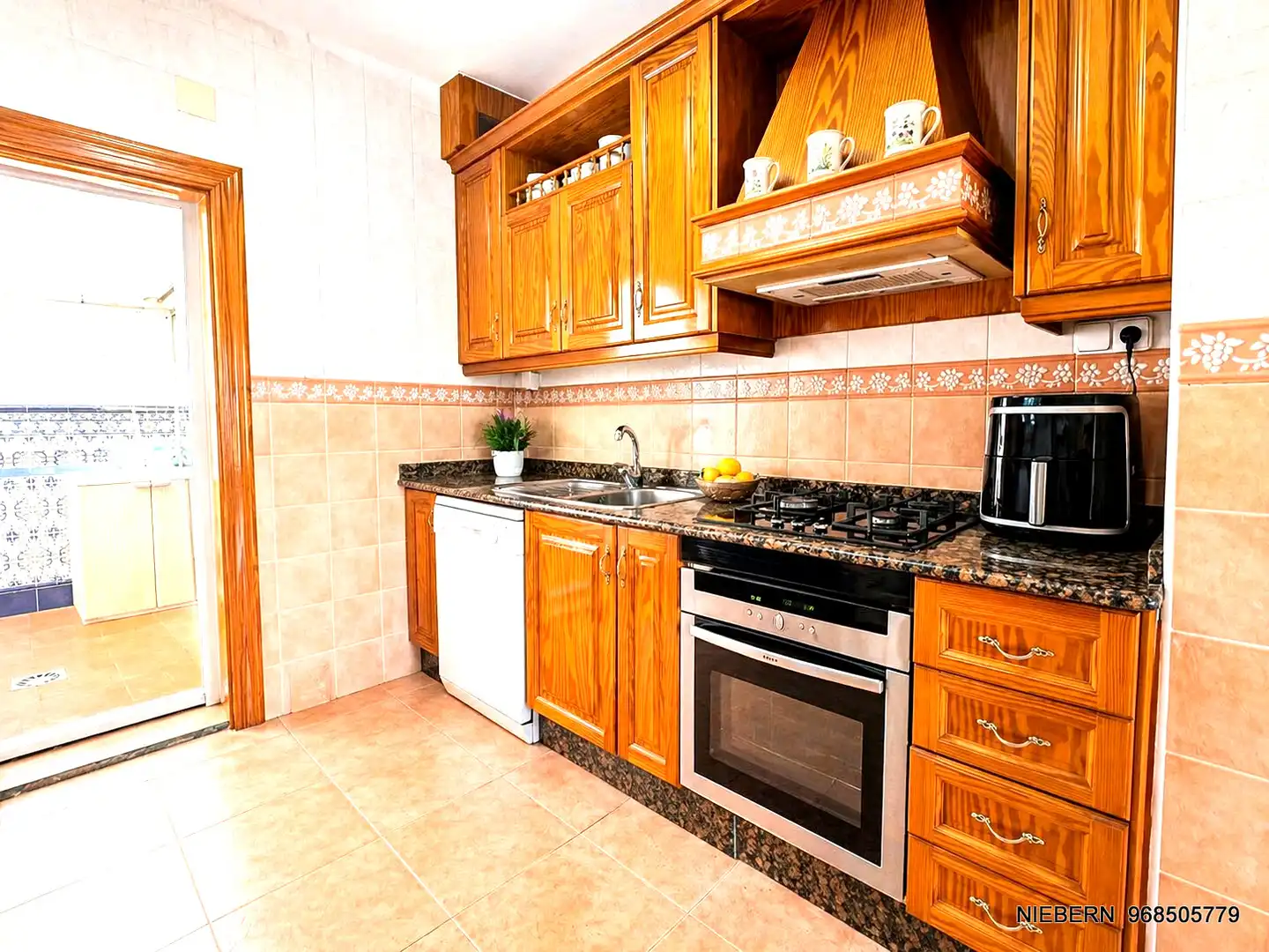 Cocina de Casa o chalet en venta en Cartagena con Aire acondicionado, Calefacción y Jardín privado