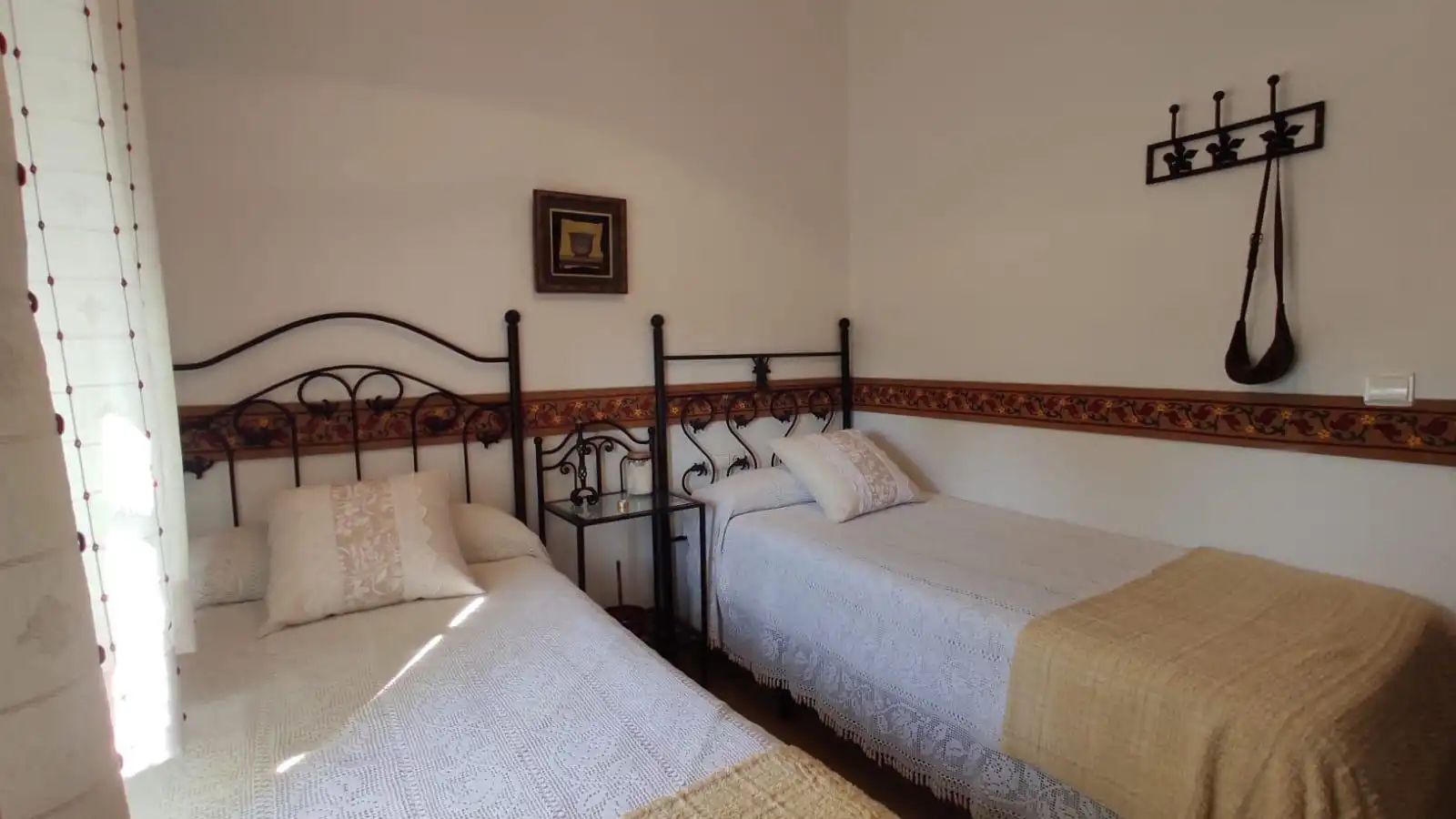 Dormitori de Finca rústica en venda en El Carpio amb Traster, Piscina i Moblat