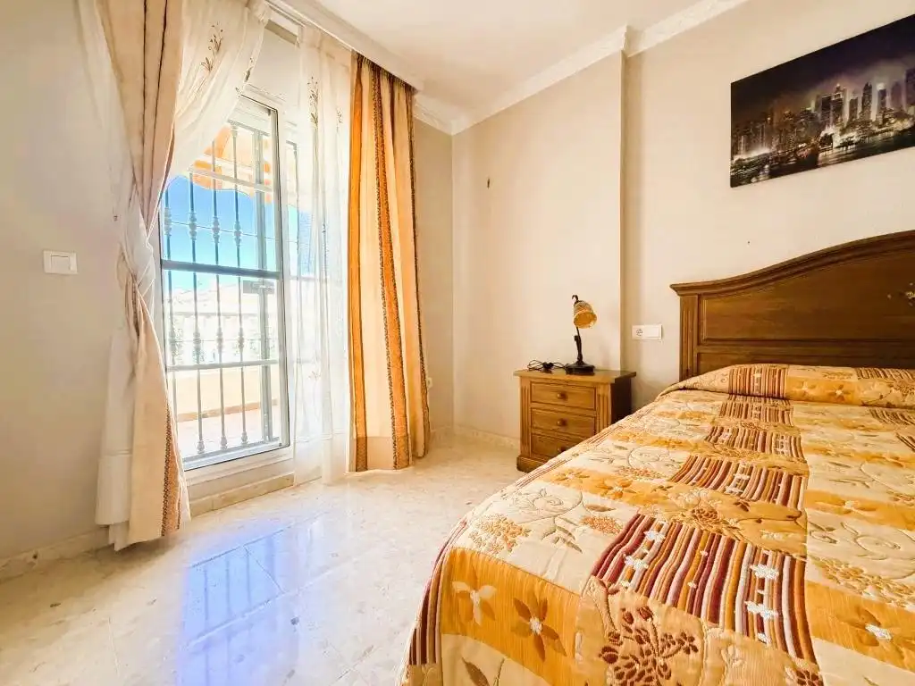 Bedroom of Detached homes for sale in Málaga  with Air Conditioner, Private garden and Terrace