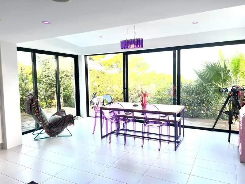 Comedor de Casa o chalet en venta en Sant Josep de sa Talaia con Aire acondicionado, Calefacción y Jardín privado