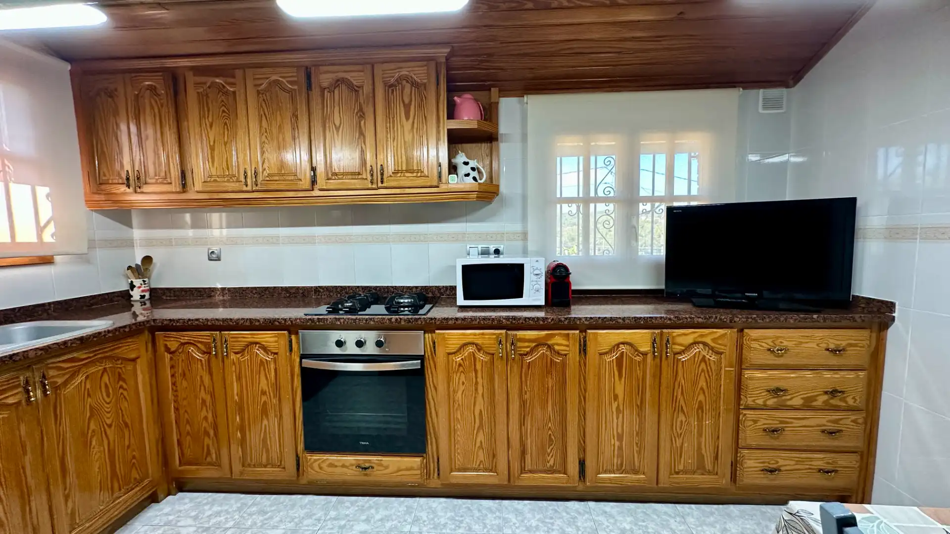 Cocina de Casa o chalet en venta en Rubí con Aire acondicionado, Calefacción y Jardín privado