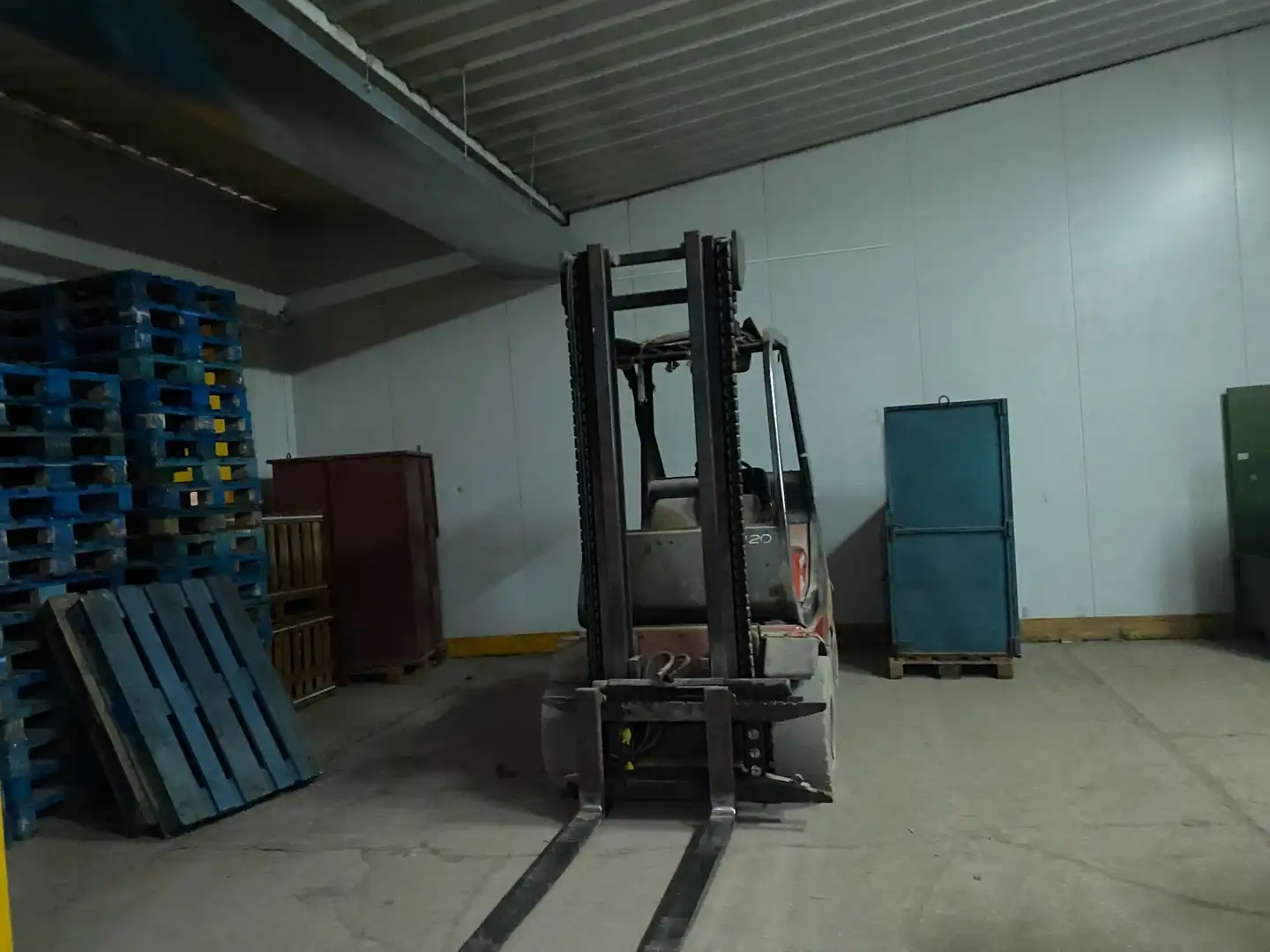 Aparcament de Nau industrial en venda en Torrelavega 