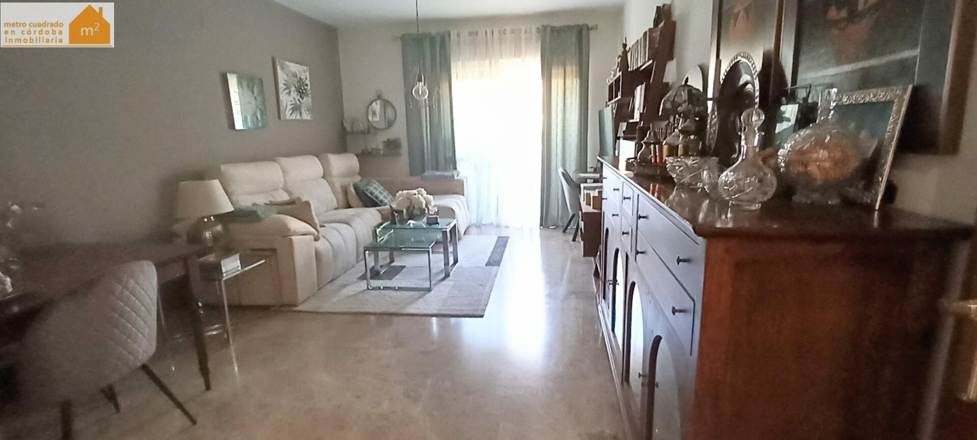 Sala d'estar de Pis en venda en  Córdoba Capital amb Aire condicionat, Calefacció i Terrassa