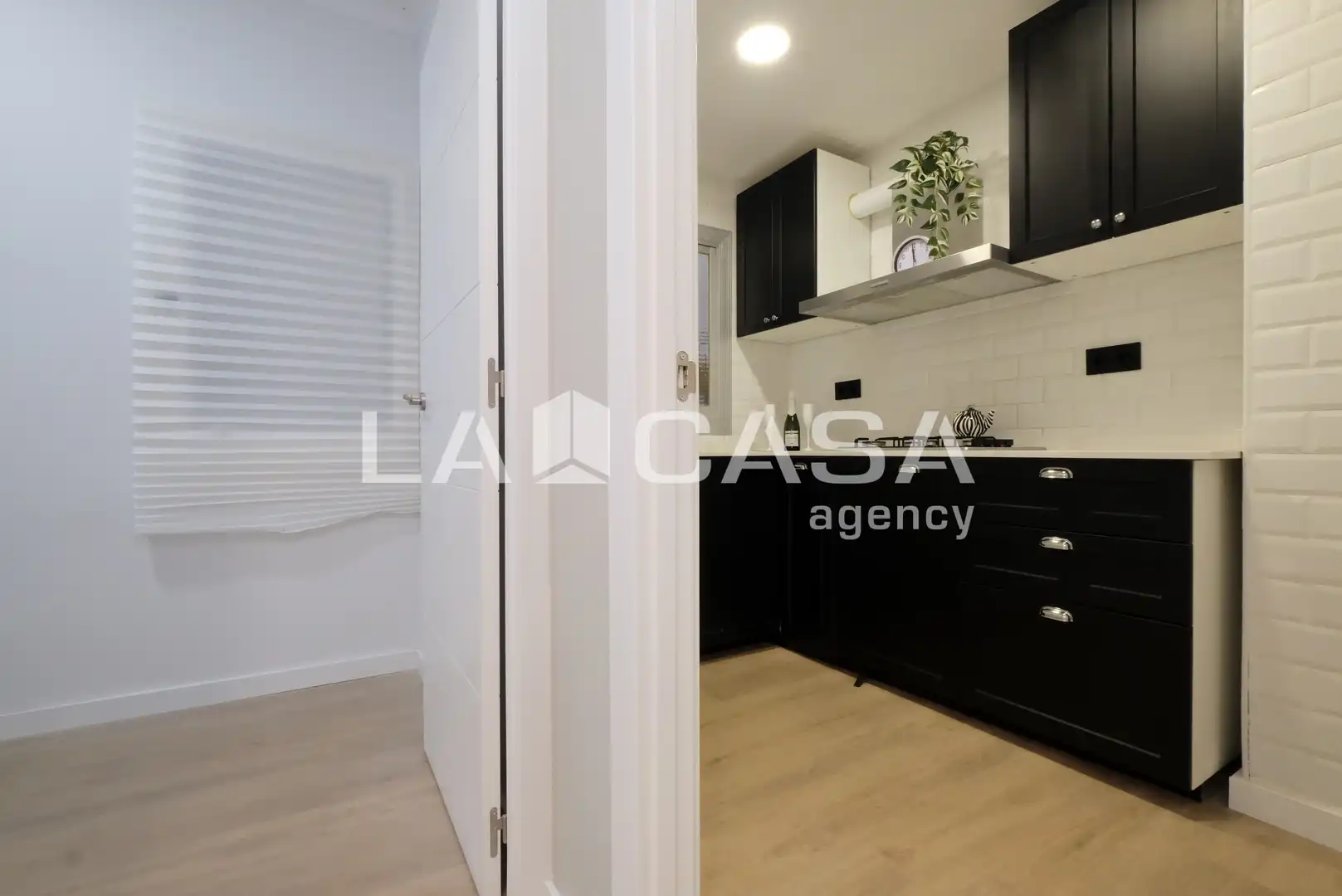 Flat for sale in Barcelona  with Balcony