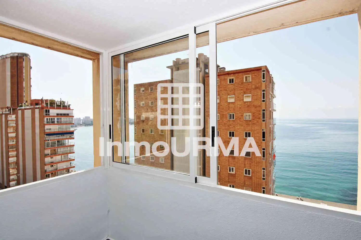 Wohnung mit Aufzug zum Verkauf in Avenida de Villajoyosa, imagen 2