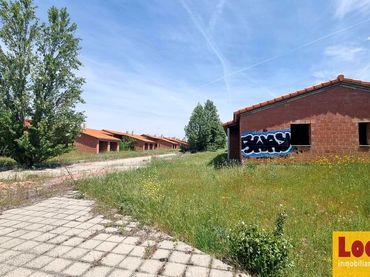 Terrenos y solares en venta en BU-904
