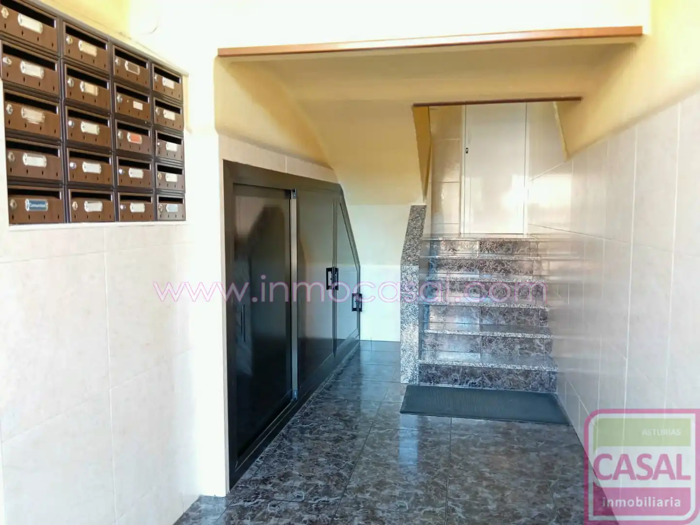 Piso en venta en Avilés con Calefacción y Amueblado
