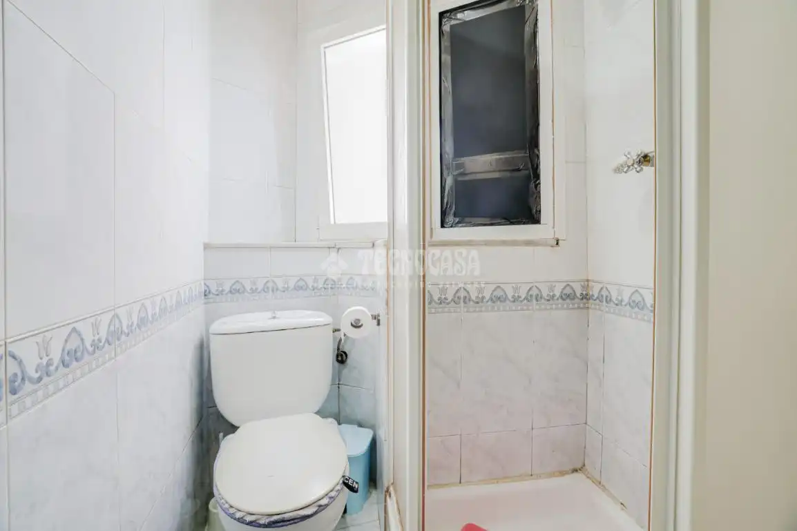 Bathroom of Flat for sale in Ripollet  with Air Conditioner and Balcony