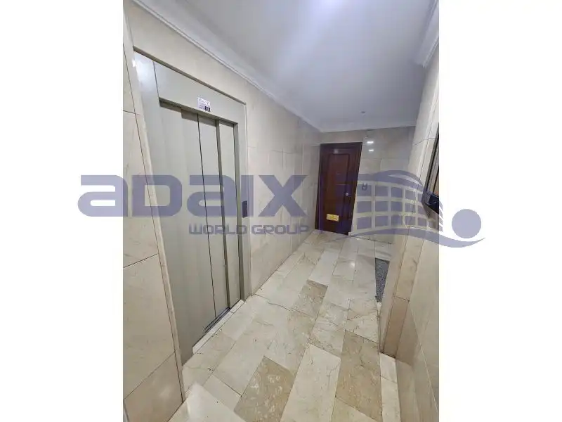 Business premises for sale in Paseo de San Gregorio