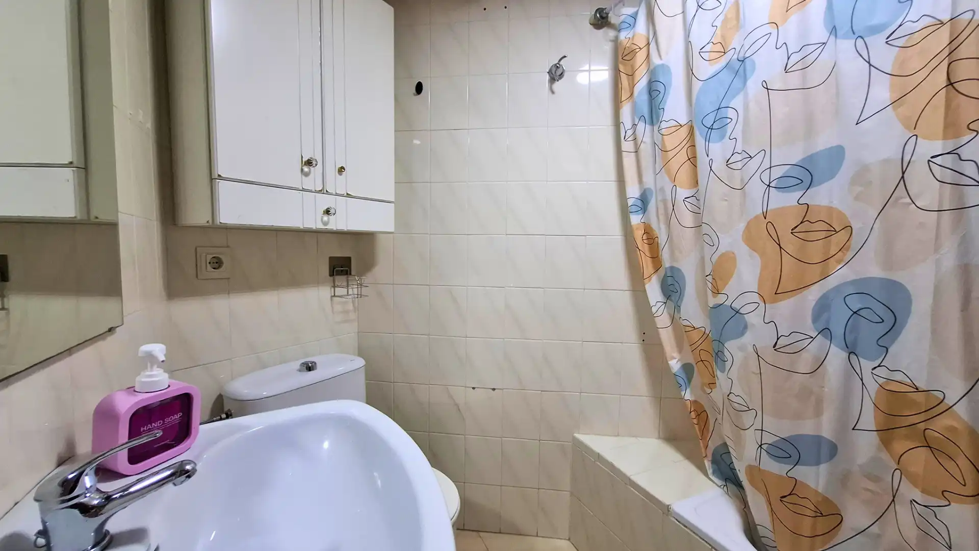 Bany de Pis en venda en Córdoba amb Aire condicionat, Calefacció i Terrassa