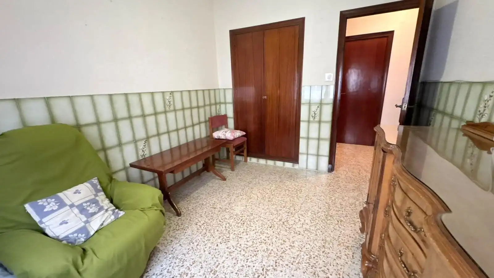Wohnung zur Miete in Elda mit Klimaanlage, Möbliert und Balkon