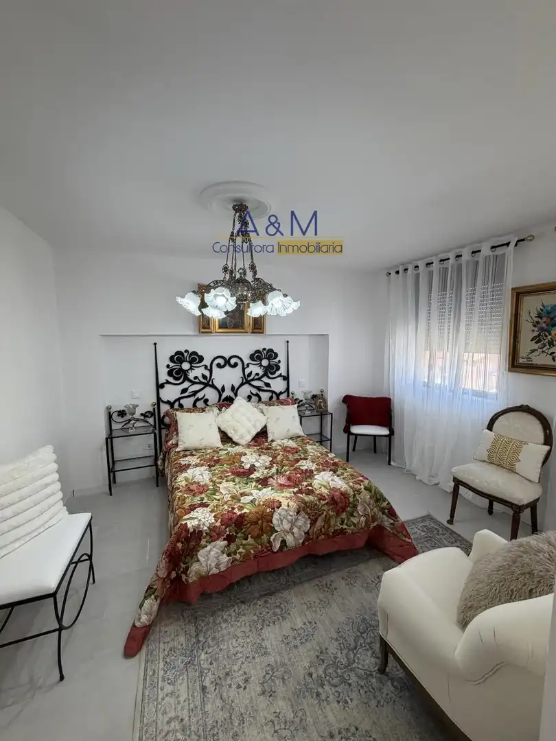 Habitación de Edificio en venta en Cigales