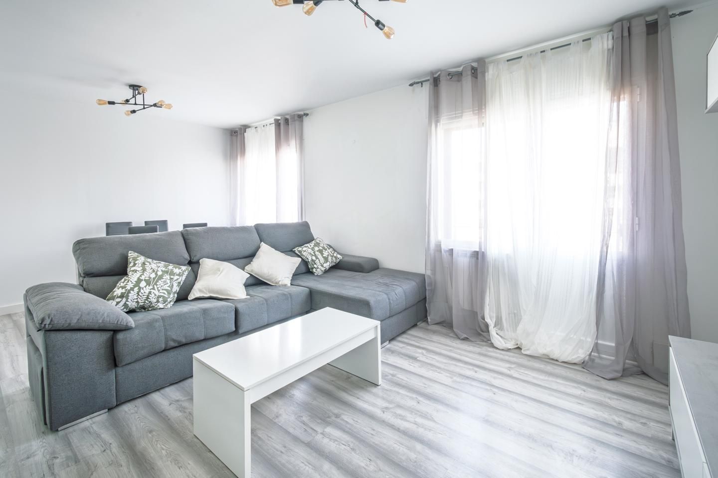 Sala d'estar de Pis de lloguer en Noáin (Valle de Elorz) / Noain (Elortzibar)