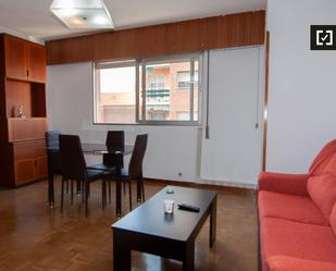 Living room of Flat to rent in  Madrid Capital  with Air Conditioner and Balcony