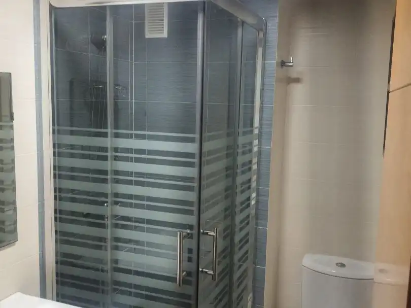 Bathroom of Flat for share in Santangelo