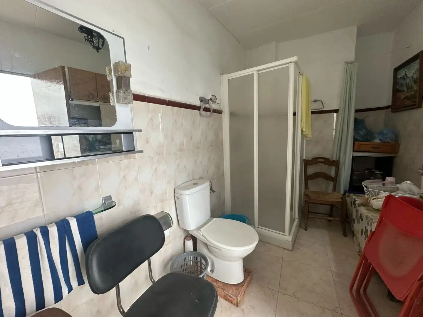 Bathroom of Detached homes for sale in Castro del Río  with Furnished