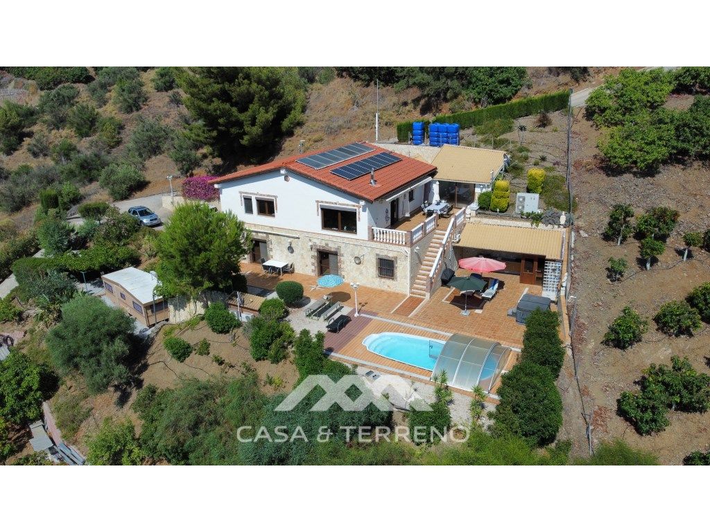 Exterior view of House or chalet for sale in Frigiliana  with Air Conditioner, Heating and Private garden