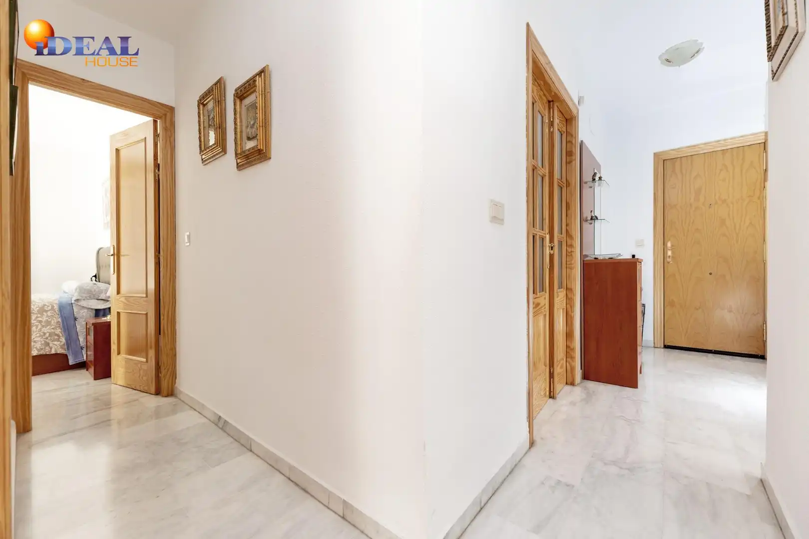 Piso con ascensor en venta en Barrio de la Vega, imagen 3