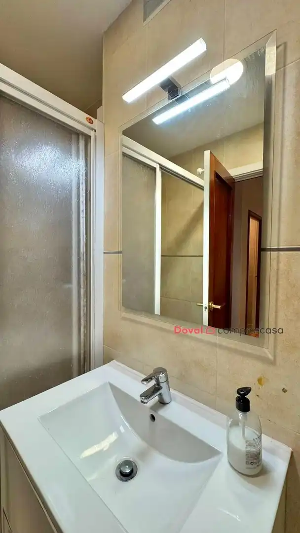 Flat for rent in MESTRE CHANE, Travesía de Vigo - San Xoán
