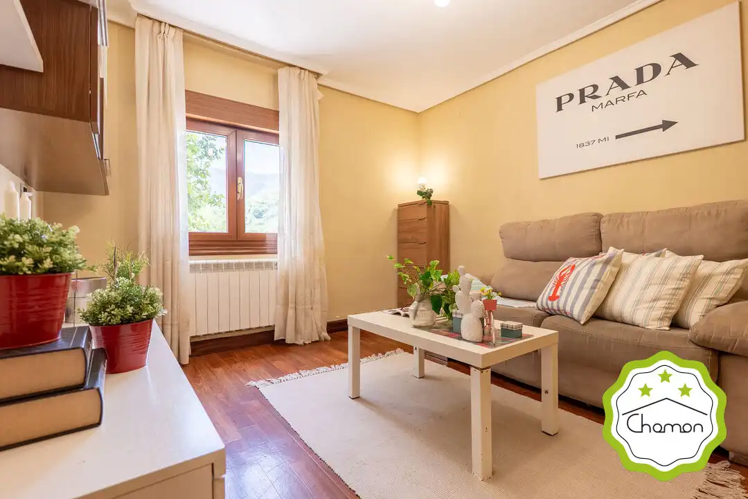 Sala de estar de Piso en venta en Bilbao  con Calefacción, Jardín privado y Amueblado