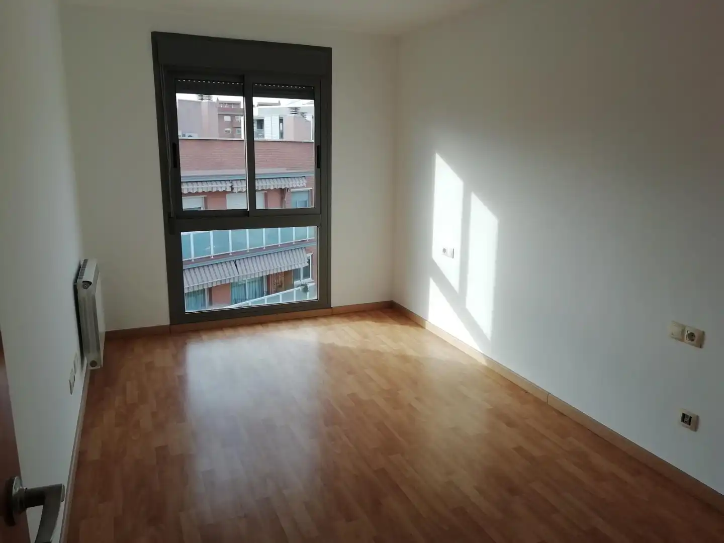 Wohnung zur Miete in Calle FELIP PEDRELL, Nou Eixample Sud