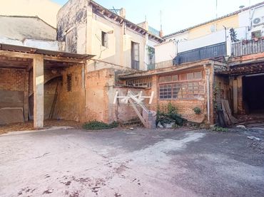 Local comercial en venda a El Castell